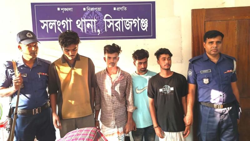 সিরাজগঞ্জে মিছিলের প্রস্তুতিকালে নিষিদ্ধ ছাত্রলীগের ৪ সদস্য গ্রেফতার #6
